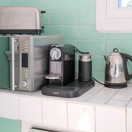 Belle Maison De Avec Piscine - 8 Personnes